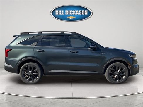Used 2022 Kia Sorento SX Prestige w/ Rust Color Package image 12