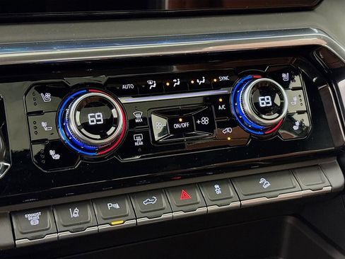 New 2026 GMC Sierra 2500 Denali Ultimate image 16