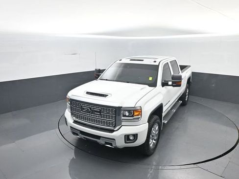 Used 2019 GMC Sierra 2500 Denali image 19