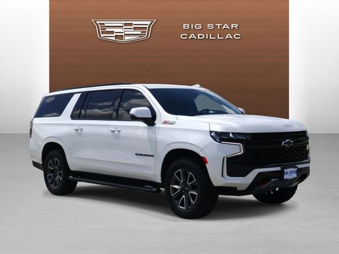 Used 2023 Chevrolet Suburban Z71 w/ Luxury Package AWD/4WD image 7