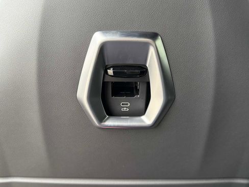 New 2026 BMW XM Label Red image 38