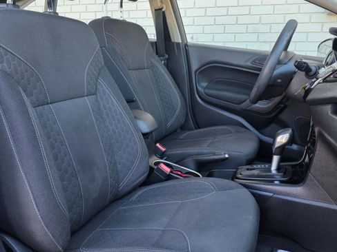 Used 2017 Ford Fiesta SE w/ Equipment Group 201A FWD image 12