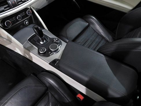 Used 2019 Alfa Romeo Stelvio Ti Sport w/ Quick Order Package 22S Sport image 66