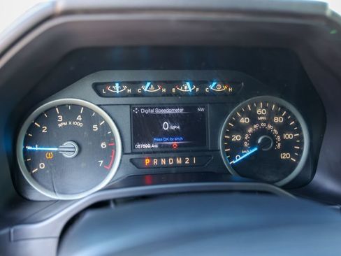 Used 2016 Ford F150 XLT w/ Equipment Group 302A Luxury RWD image 14