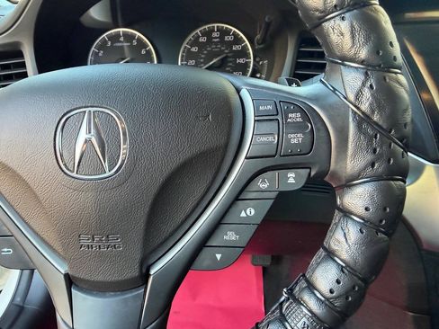 Used 2016 Acura ILX FWD image 25