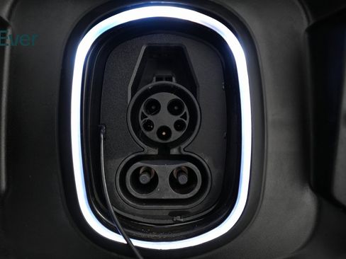 Used 2024 Chevrolet Silverado EV RST image 18