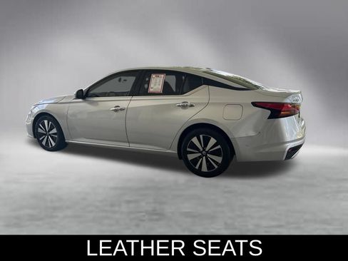 Used 2020 Nissan Altima 2.5 SL FWD image 5