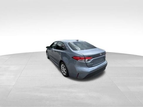 Used 2024 Toyota Corolla LE FWD image 9