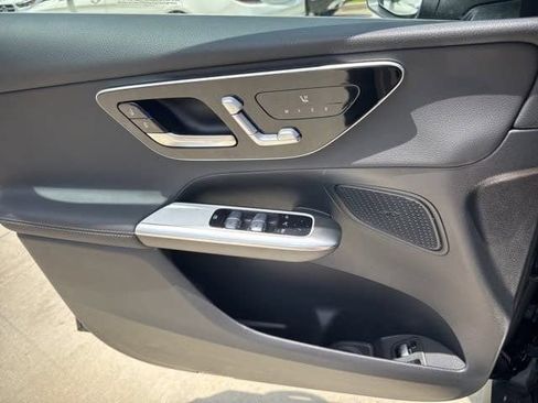 New 2025 Mercedes-Benz GLC 350e 4MATIC image 20
