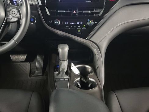 Used 2023 Toyota Camry SE w/ Convenience Package FWD image 24