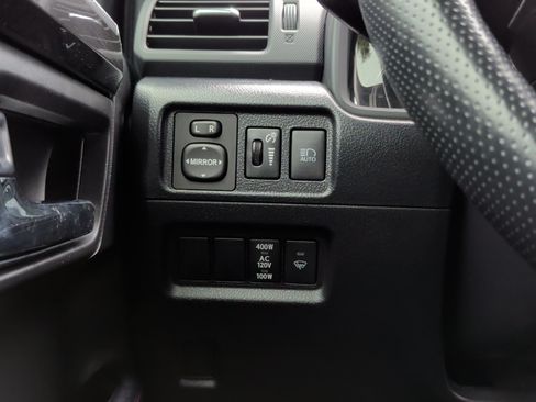 Used 2023 Toyota 4Runner TRD Off-Road Premium AWD/4WD image 24
