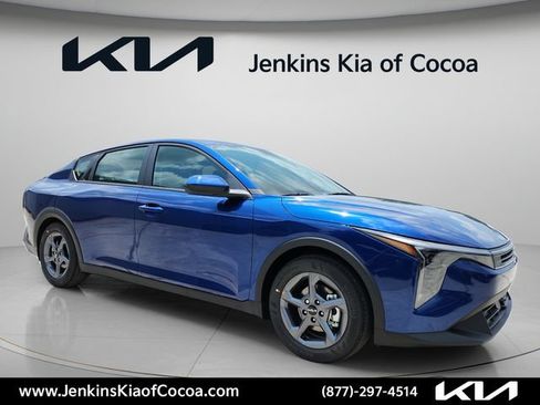 New 2026 Kia K4 FWD image 1