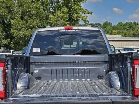 New 2026 Ford F250 Platinum w/ FX4 Off-Road Package AWD/4WD image 7