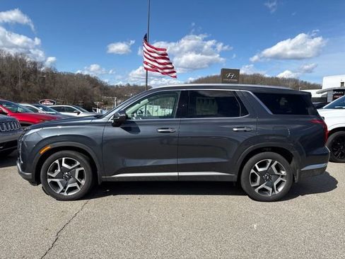 Used 2025 Hyundai Palisade Limited image 2
