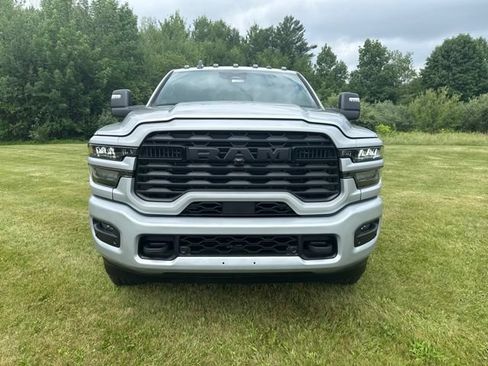 New 2026 RAM 2500 Big Horn AWD/4WD image 8