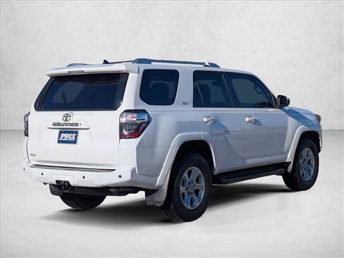 Used 2014 Toyota 4Runner SR5 image 5