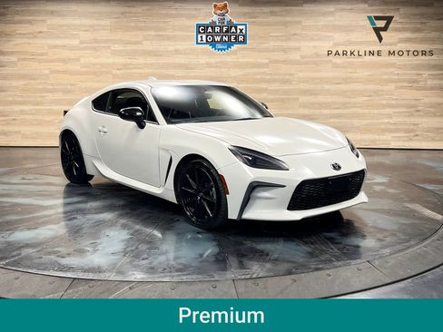 Used 2024 Toyota GR86 Premium RWD image 1