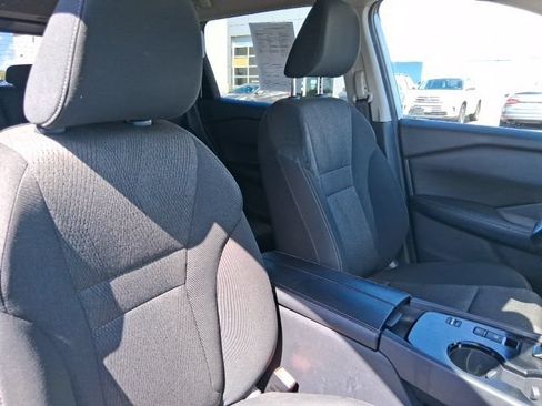 Used 2025 Nissan Rogue SV FWD image 14