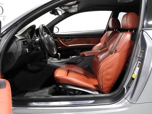 Used 2011 BMW M3 Coupe image 25