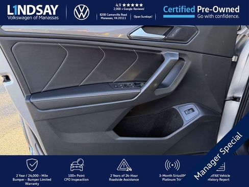 Certified 2022 Volkswagen Tiguan SE w/ Panoramic Sunroof Package image 9
