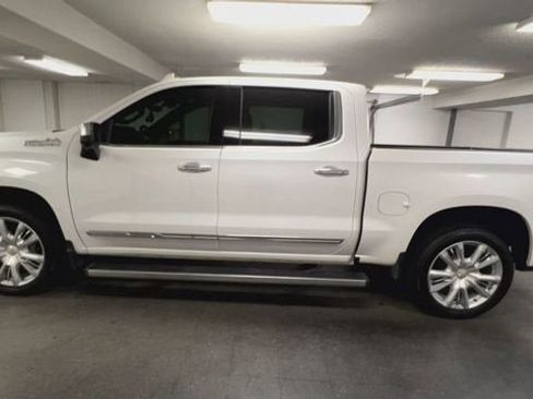 Certified 2024 Chevrolet Silverado 1500 High Country w/ Technology Package image 5