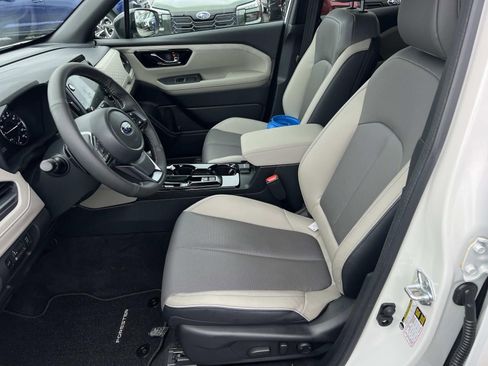 Used 2026 Subaru Forester Limited image 9