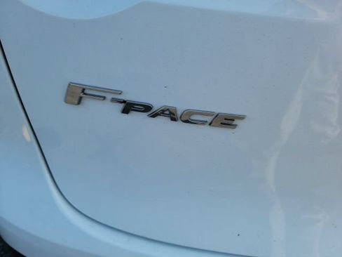 Used 2019 Jaguar F-PACE Premium AWD/4WD image 6