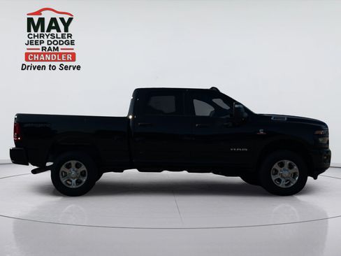 New 2025 RAM 2500 Big Horn AWD/4WD image 8