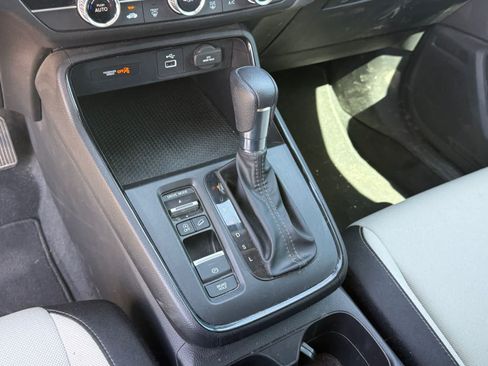 Used 2024 Honda CR-V LX image 23