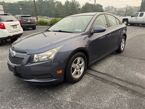Used 2014 Chevrolet Cruze LT FWD image 4