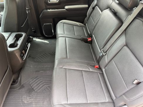 Used 2025 Chevrolet Silverado 1500 LT Trail Boss w/ LT Trail Boss Premium Package AWD/4WD image 24