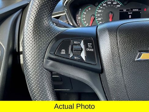 Used 2021 Chevrolet Trax LT image 20