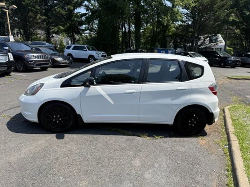 Used 2009 Honda Fit image 4