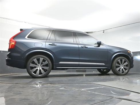 Used 2024 Volvo XC90 T8 Plus w/ Protection Package Premier image 40