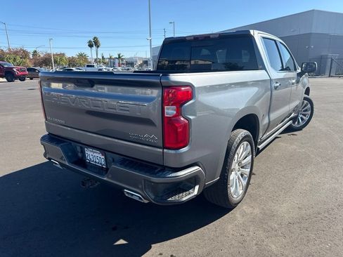 Used 2021 Chevrolet Silverado 1500 High Country w/ Technology Package AWD/4WD image 16
