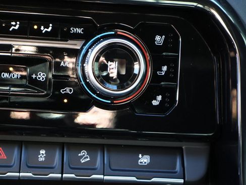 Used 2023 GMC Sierra 1500 AT4 w/ AT4 Premium Package image 33