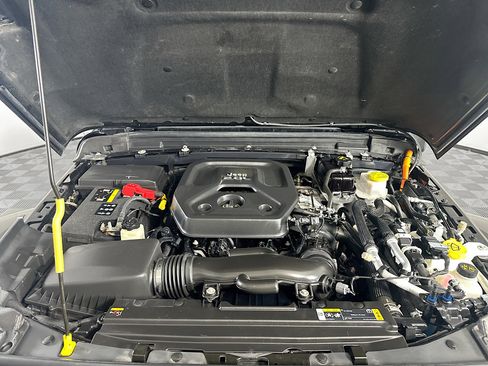 Used 2023 Jeep Wrangler Sahara w/ Cold Weather Group image 33