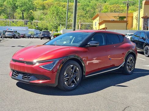 New 2025 Kia EV6 Wind AWD/4WD image 2