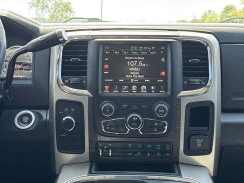 Used 2016 RAM 2500 Laramie w/ Convenience Group AWD/4WD image 28