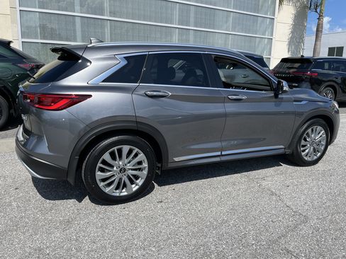 Certified 2023 INFINITI QX50 Luxe w/ Accent Package FWD image 8