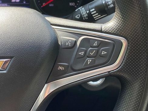 Used 2022 Chevrolet Equinox LS w/ LS Convenience Package FWD image 19