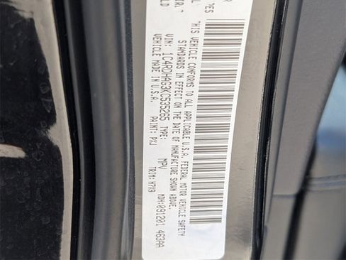 Used 2019 Dodge Durango SXT w/ 3rd Row Seating Group image 18