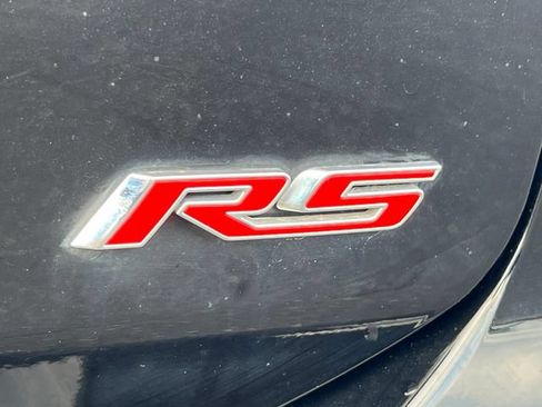 Used 2023 Chevrolet Equinox RS AWD/4WD image 2