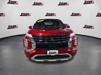 Used 2023 Mitsubishi Outlander SEL video 2