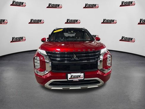 Used 2023 Mitsubishi Outlander SEL image 2