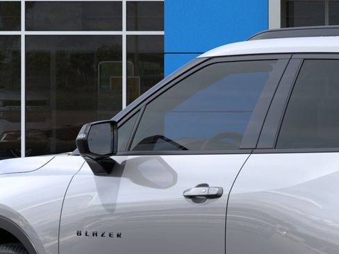 New 2026 Chevrolet Blazer LT w/ Sound & Technology Package FWD image 12