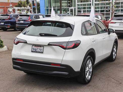Used 2024 Honda HR-V LX image 5