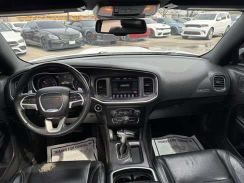 Used 2017 Dodge Charger R/T w/ Driver Confidence Group image 20