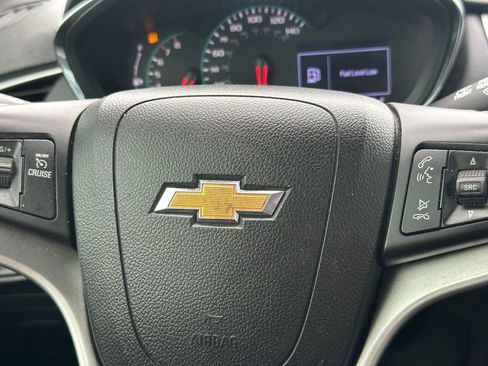 Used 2019 Chevrolet Trax LT w/ LT Convenience Package image 55