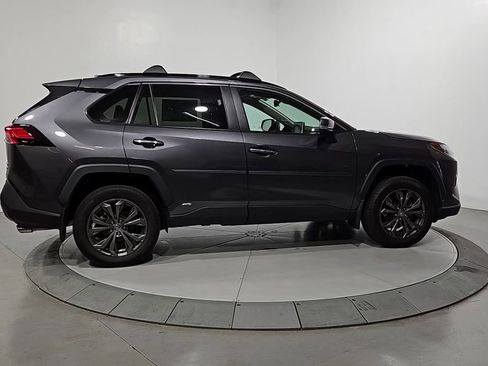 Used 2022 Toyota RAV4 Limited image 6